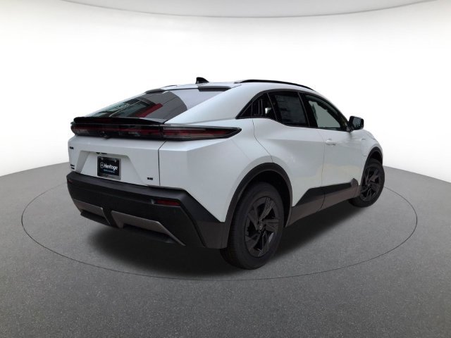 New 2026 Toyota C-HR SE SUV