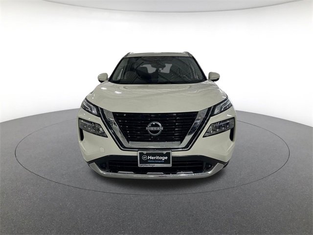 2023 Nissan Rogue Platinum photo 2