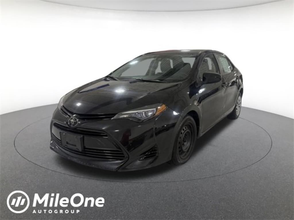 Used 2018 Toyota Corolla LE Sedan