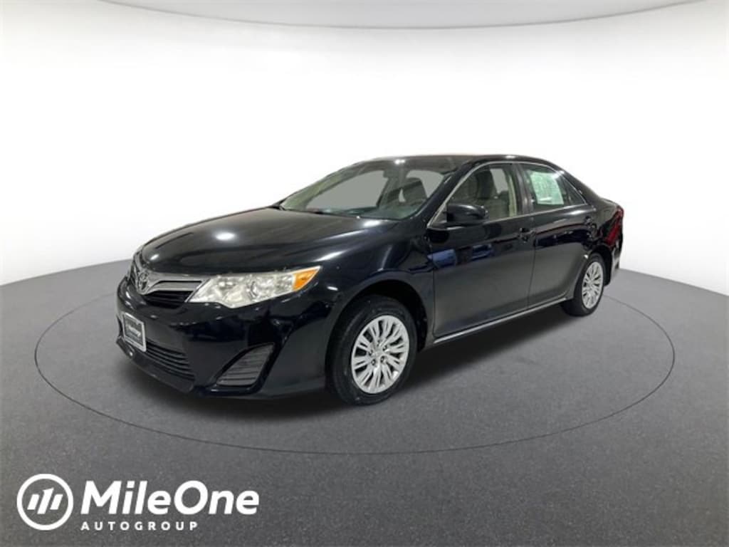 Used 2014 Toyota Camry LE Sedan