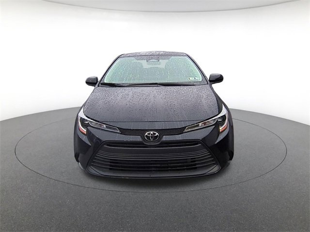 2025 Toyota Corolla LE photo 2