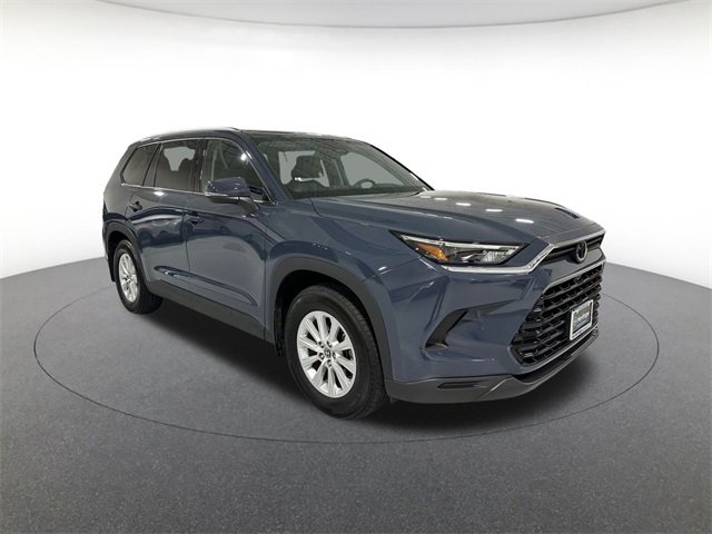 2024 Toyota Grand Highlander XLE photo 2