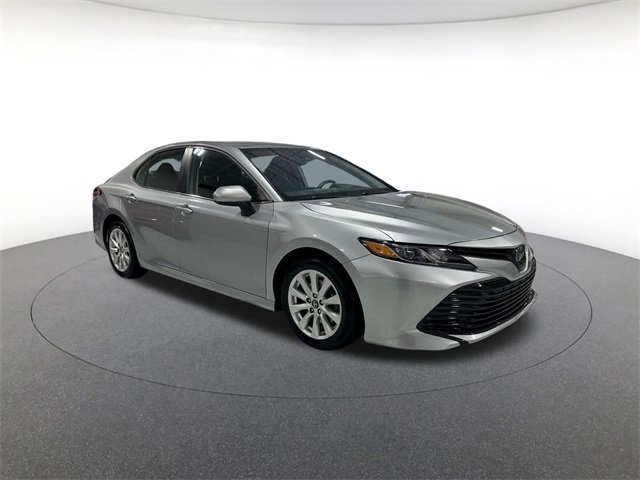 2019 Toyota Camry LE photo 4