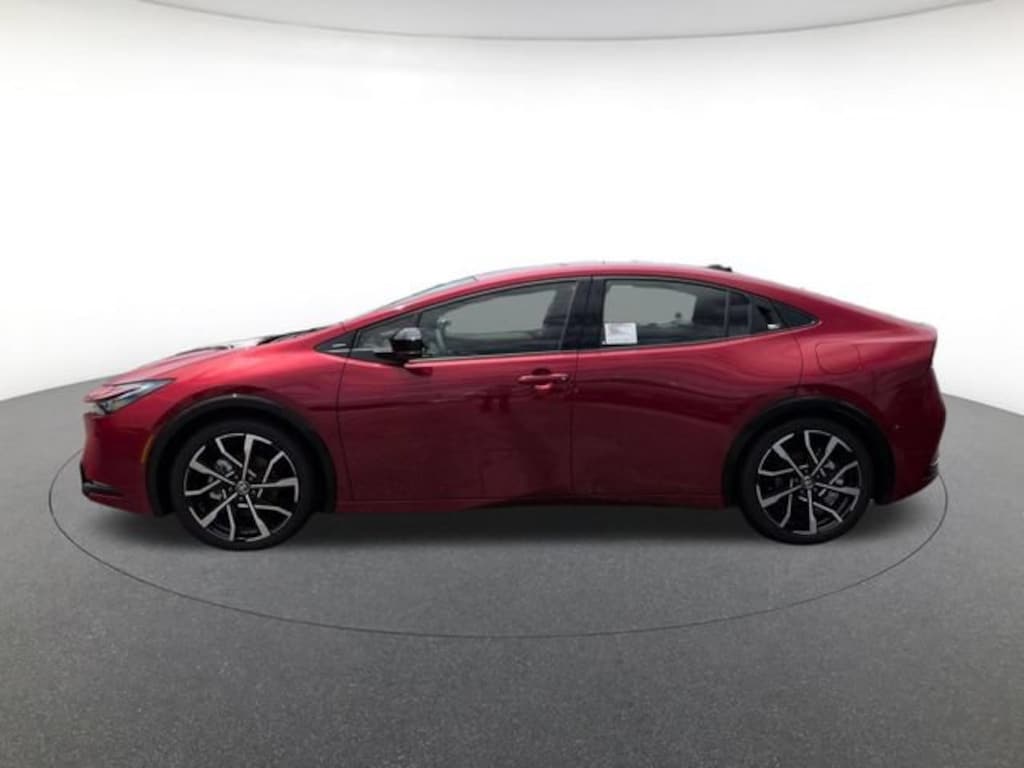New 2026 Toyota Prius Plug-in Hybrid XSE Hatchback