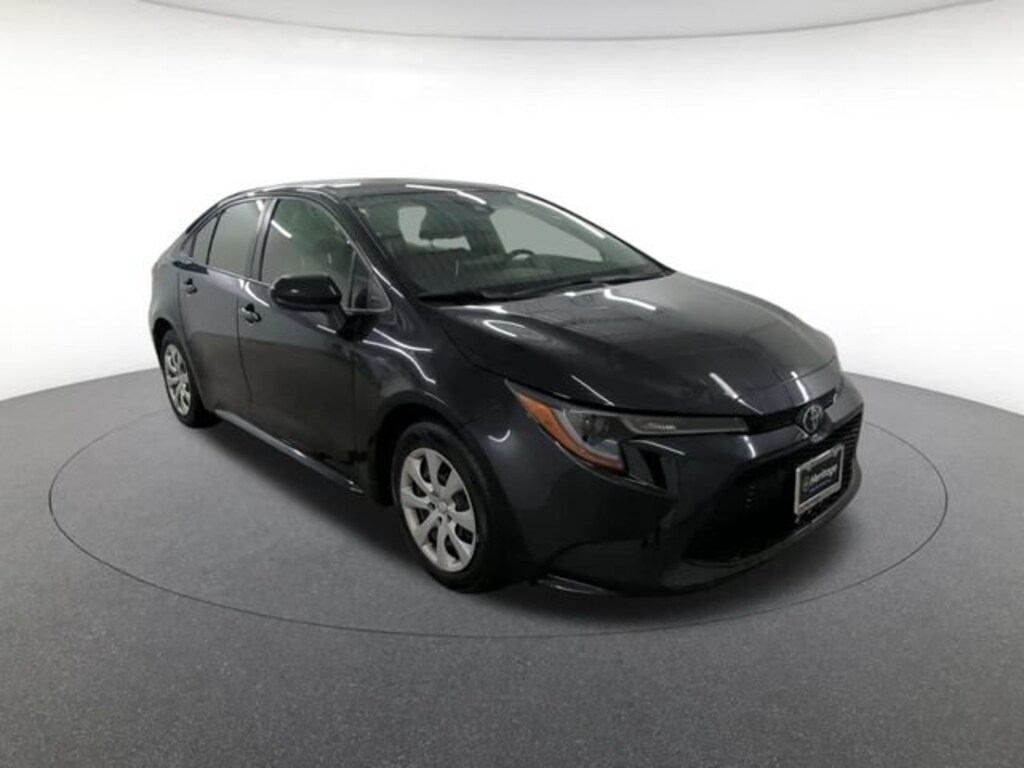 Used 2021 Toyota Corolla LE Sedan