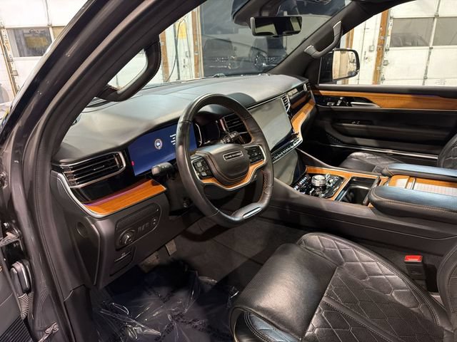 2024 Jeep Grand Wagoneer L Series III - Photo 11
