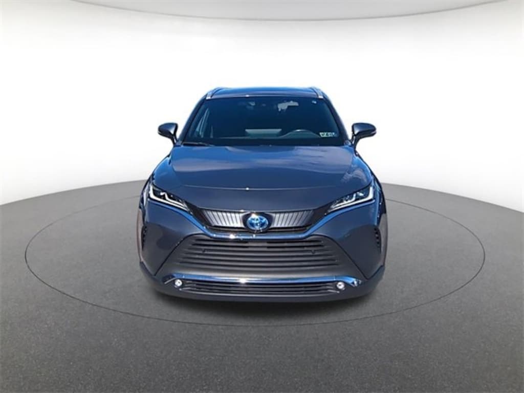 Used 2024 Toyota Venza XLE Sport Utility
