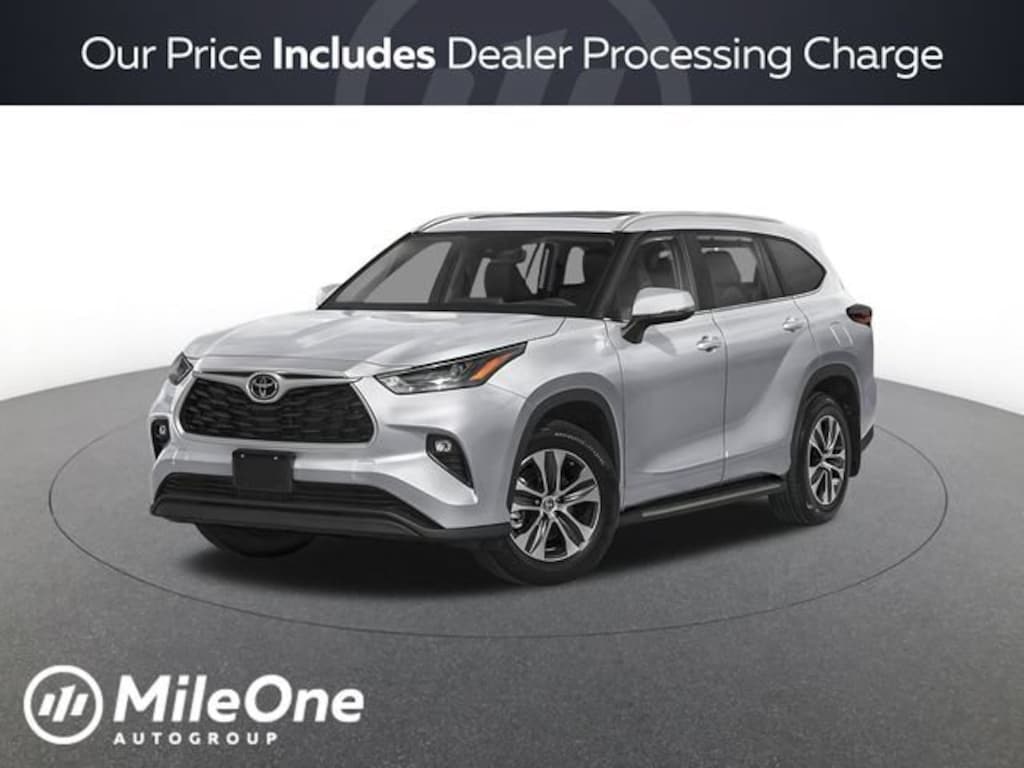 Used 2024 Toyota Highlander Hybrid XLE Sport Utility