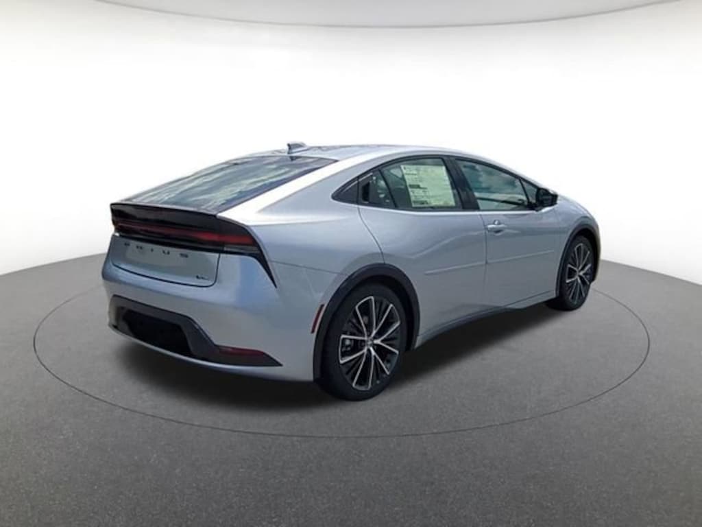 New 2025 Toyota Prius Plug-in Hybrid XSE Premium Hatchback