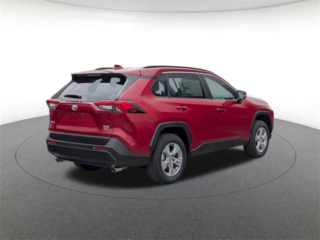 New 2025 Toyota RAV4 XLE SUV