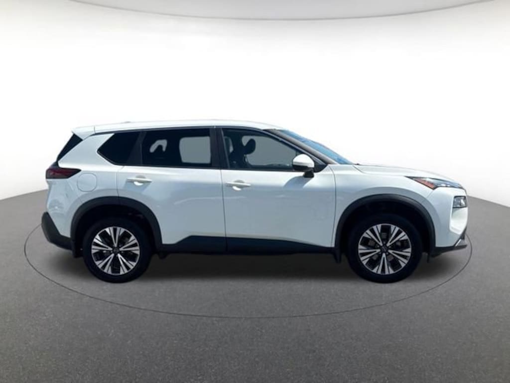 Used 2023 Nissan Rogue SV Sport Utility