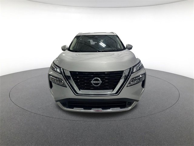 2023 Nissan Rogue Platinum photo 2