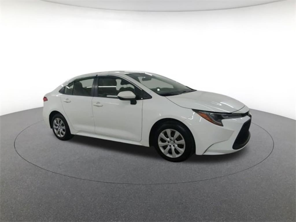 Used 2022 Toyota Corolla LE Sedan