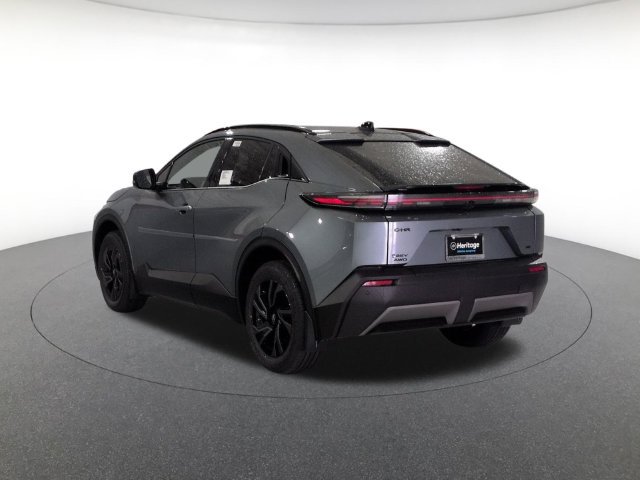 New 2026 Toyota C-HR SE SUV