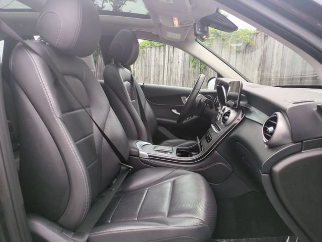 2021 Mercedes-Benz GLC GLC300 - Photo 33