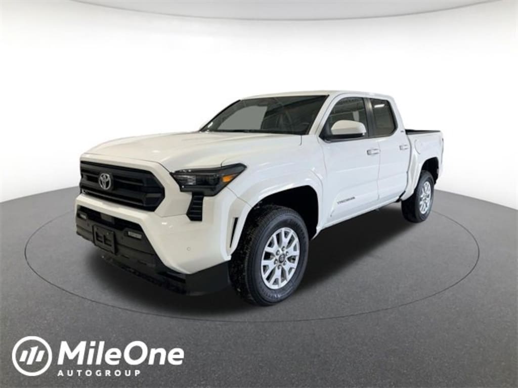 Used 2024 Toyota Tacoma SR5 Truck