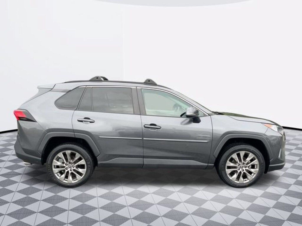 Used 2021 Toyota RAV4 XLE Premium Sport Utility