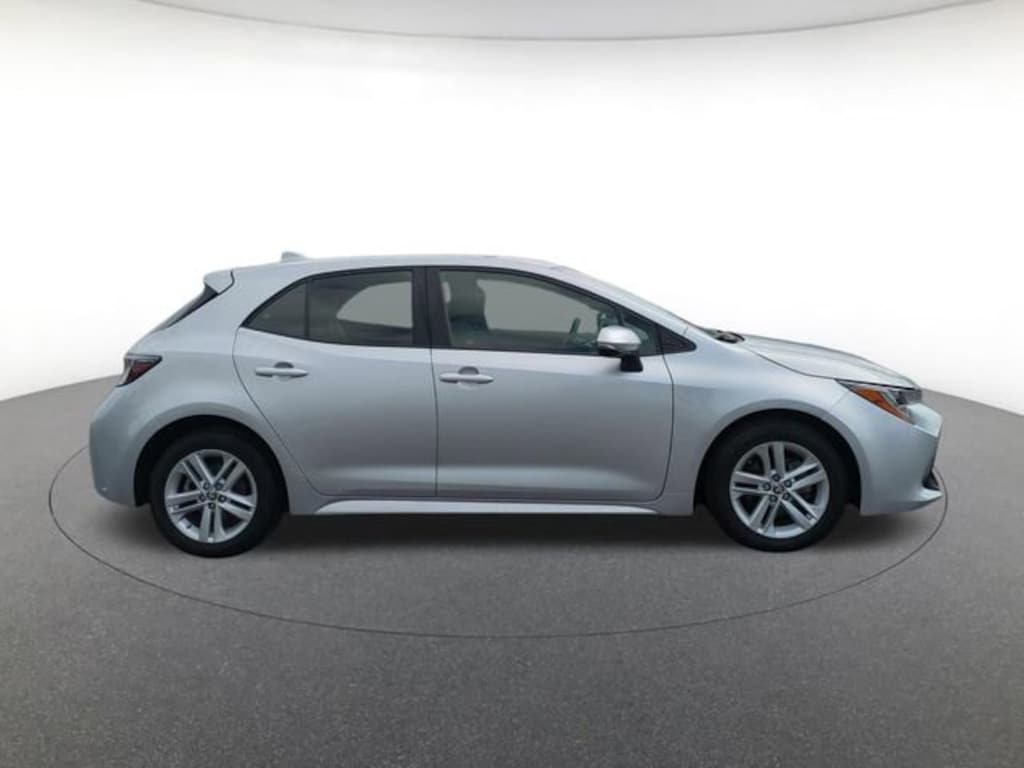 Used 2019 Toyota Corolla Hatchback SE Hatchback