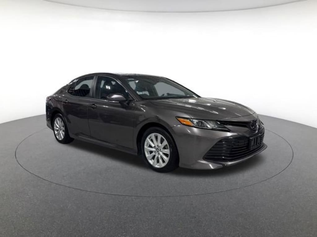 Used 2018 Toyota Camry LE Sedan