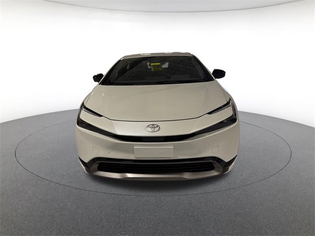 2024 Toyota Prius XLE photo 2