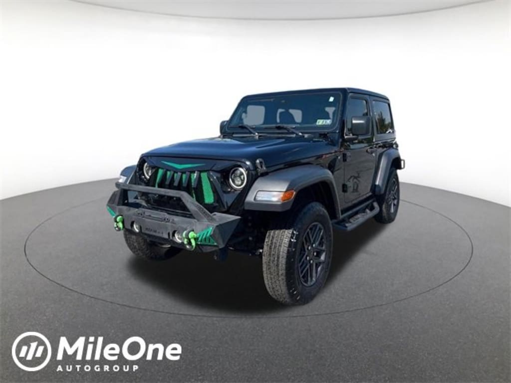 Used 2024 Jeep Wrangler Sport S Sport Utility