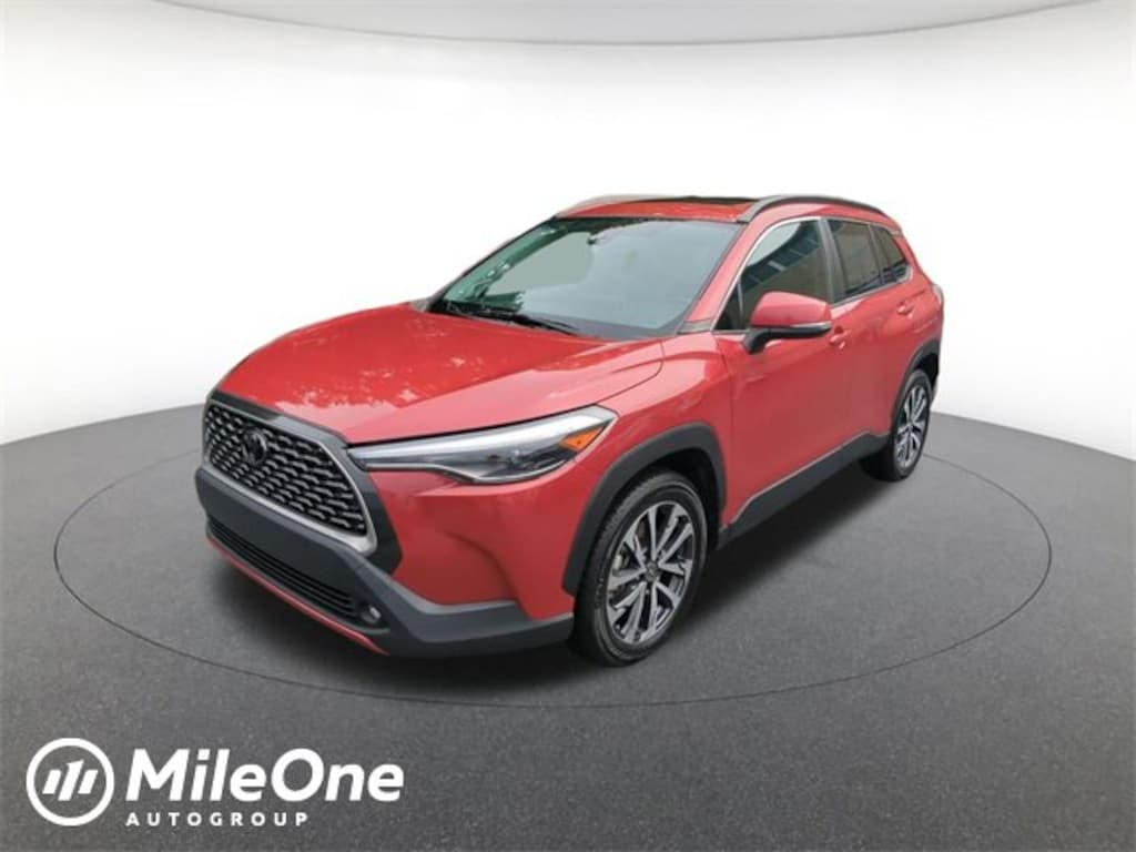 Used 2022 Toyota Corolla Cross XLE Sport Utility