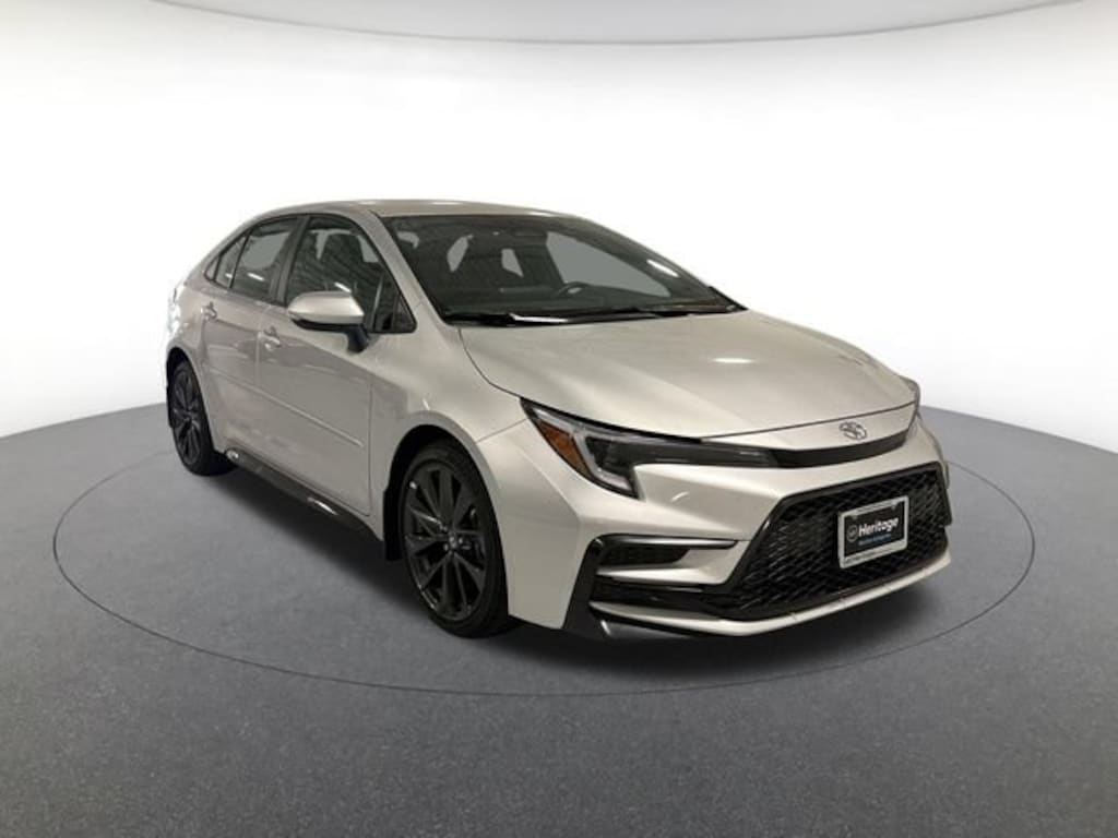 Used 2025 Toyota Corolla SE Sedan