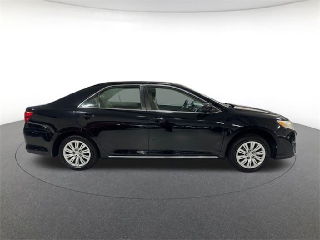 Used 2014 Toyota Camry LE Sedan