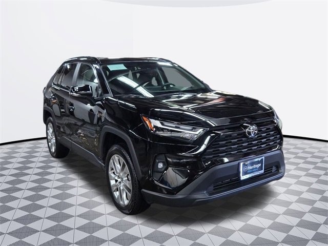 2025 Toyota RAV4 XLE Premium photo 2