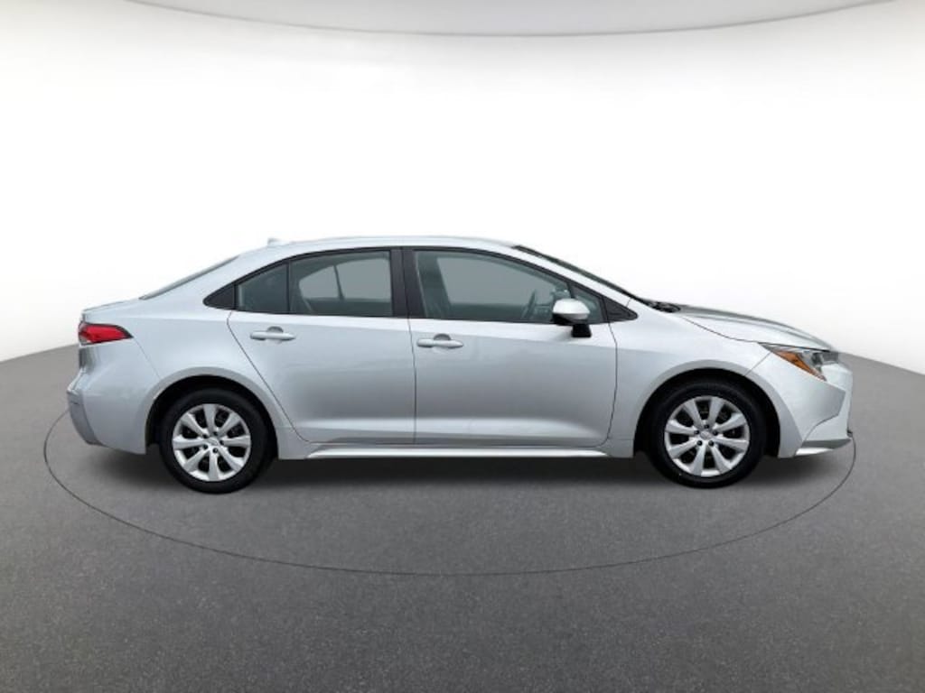 Used 2024 Toyota Corolla LE Sedan