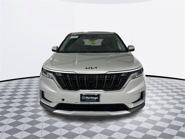 2023 Kia Carnival LX photo 2