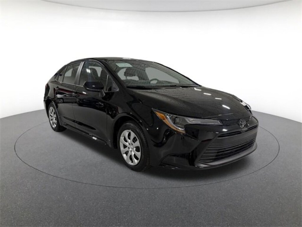 Used 2025 Toyota Corolla LE Sedan