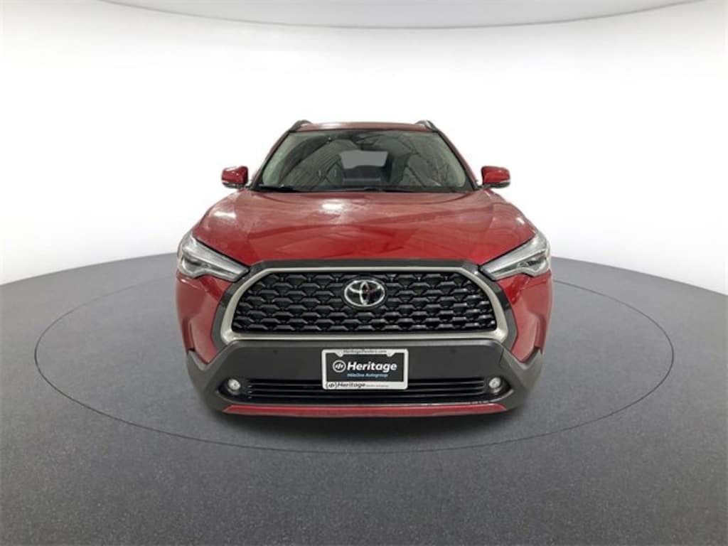 Used 2023 Toyota Corolla Cross XLE Sport Utility