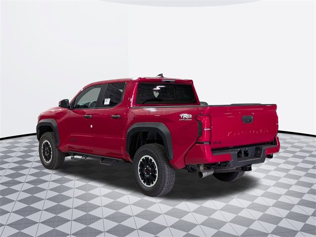 2025 Toyota Tacoma TRD Off-Road photo 3