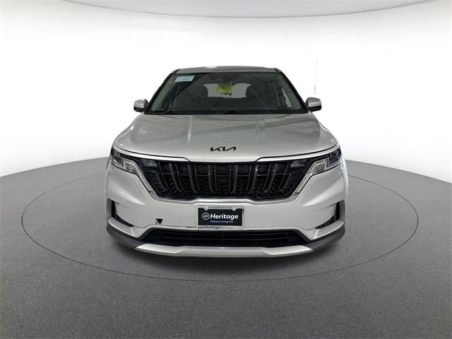 2023 Kia Carnival LX photo 2