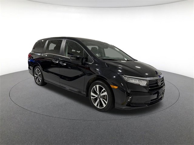 2022 Honda Odyssey Touring photo 3