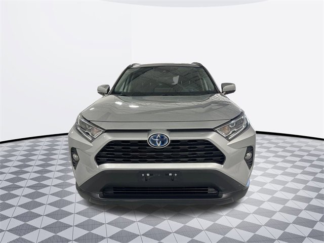2021 Toyota RAV4 Hybrid XLE photo 2