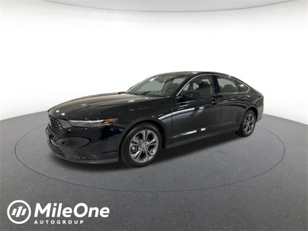 Used 2024 Honda Accord EX Sedan
