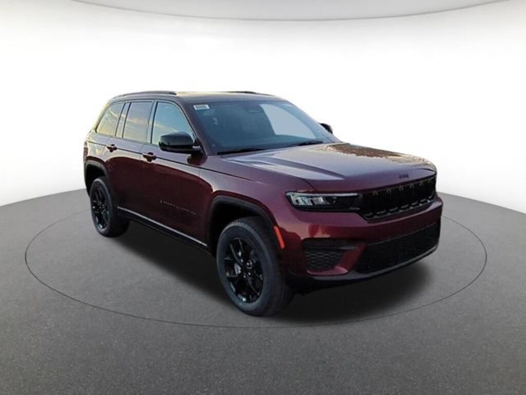 Used 2025 Jeep Grand Cherokee Altitude X Sport Utility