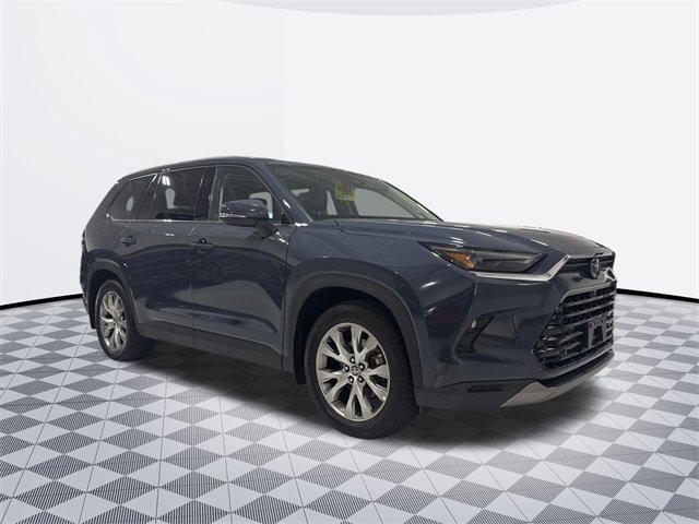 2024 Toyota Highlander Hybrid Limited photo 3