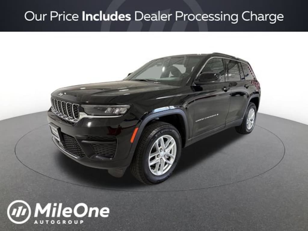 Used 2025 Jeep Grand Cherokee Laredo X Sport Utility
