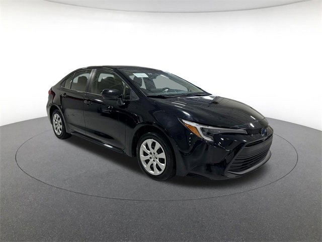 2025 Toyota Corolla Hybrid LE photo 3