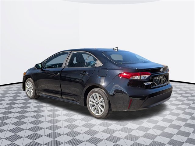 2026 Toyota Corolla LE photo 3