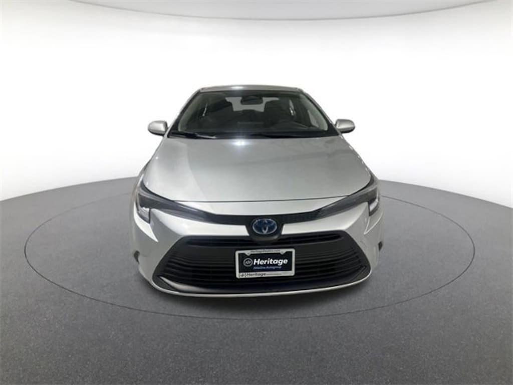 Used 2025 Toyota Corolla Hybrid LE Sedan