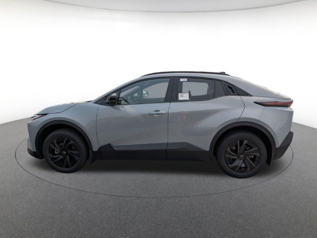 New 2026 Toyota C-HR SE SUV