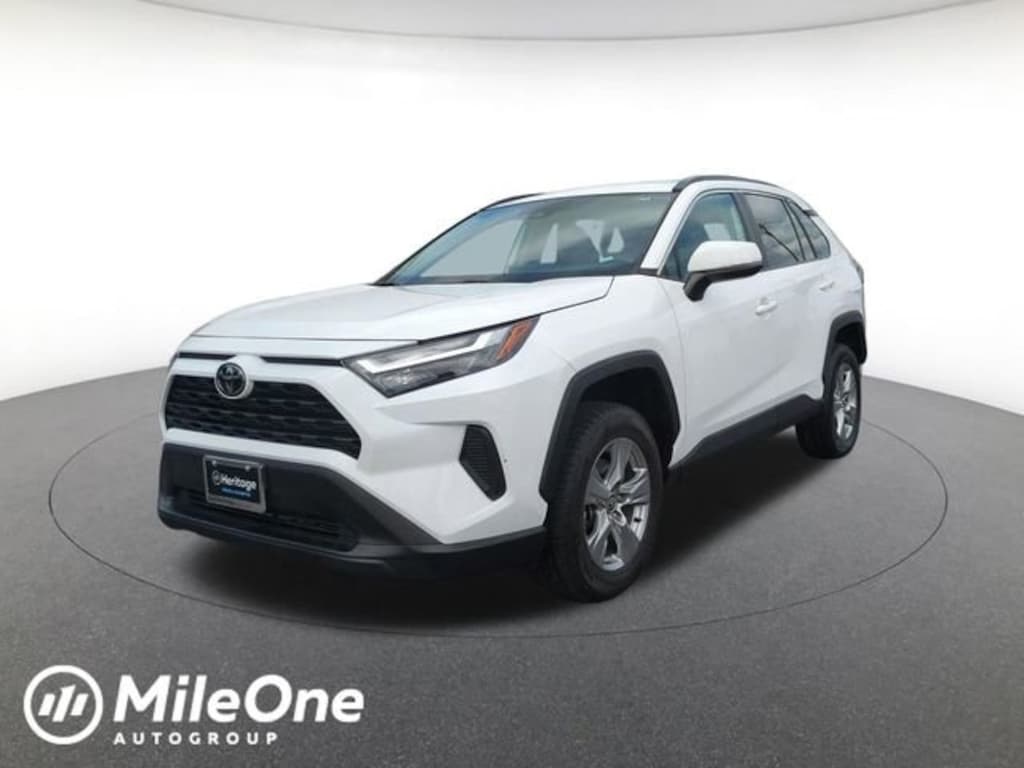 Used 2024 Toyota RAV4 XLE Sport Utility