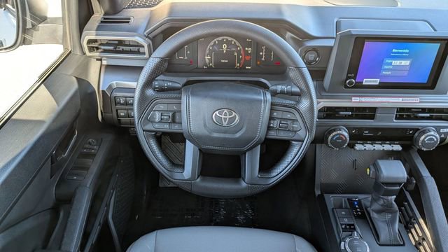 2025 Toyota Tacoma SR5 - Photo 8