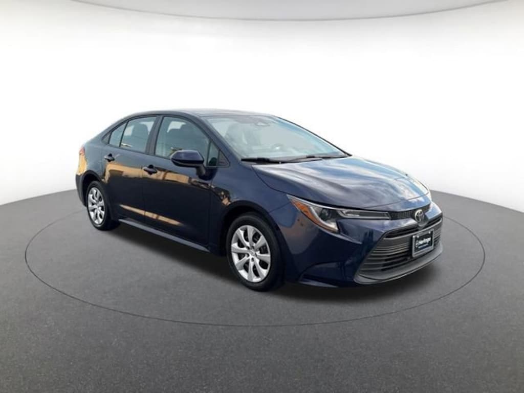 Used 2025 Toyota Corolla LE Sedan