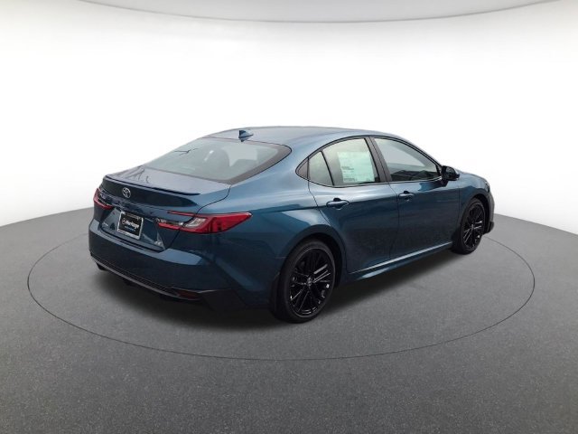 New 2026 Toyota Camry SE Sedan