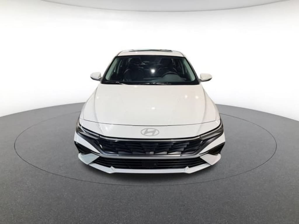 Used 2025 Hyundai Elantra Hybrid Limited Sedan